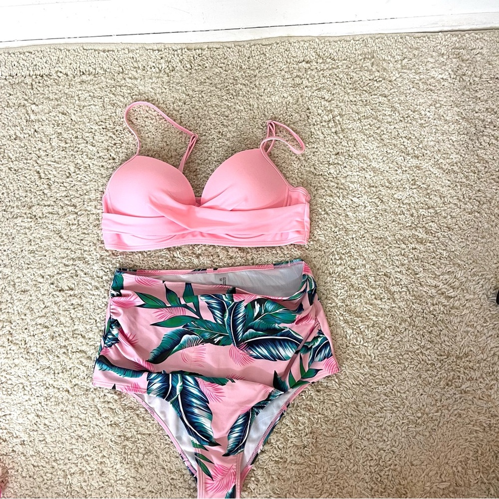 SHEIN Pink Tropical Bikini Set